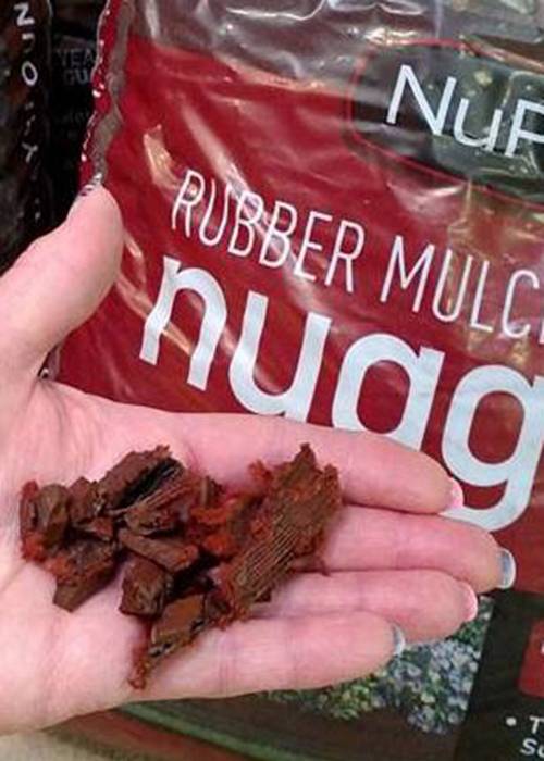 mulch in hand 500x700